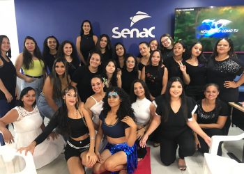 Alunos do Curso de Maquiador do Senac Jaru apresentam quatro estilos de maquiagem no Projeto Integrador