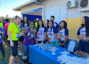 ALUNAS DO CURSO TÉCNICO EM NUTRIÇÃO E DIETÉTICA DO CEP SENAC VILHENA PARTICIPAM DA SEMANA S EM PARCERIA COM O SESC VILHENA